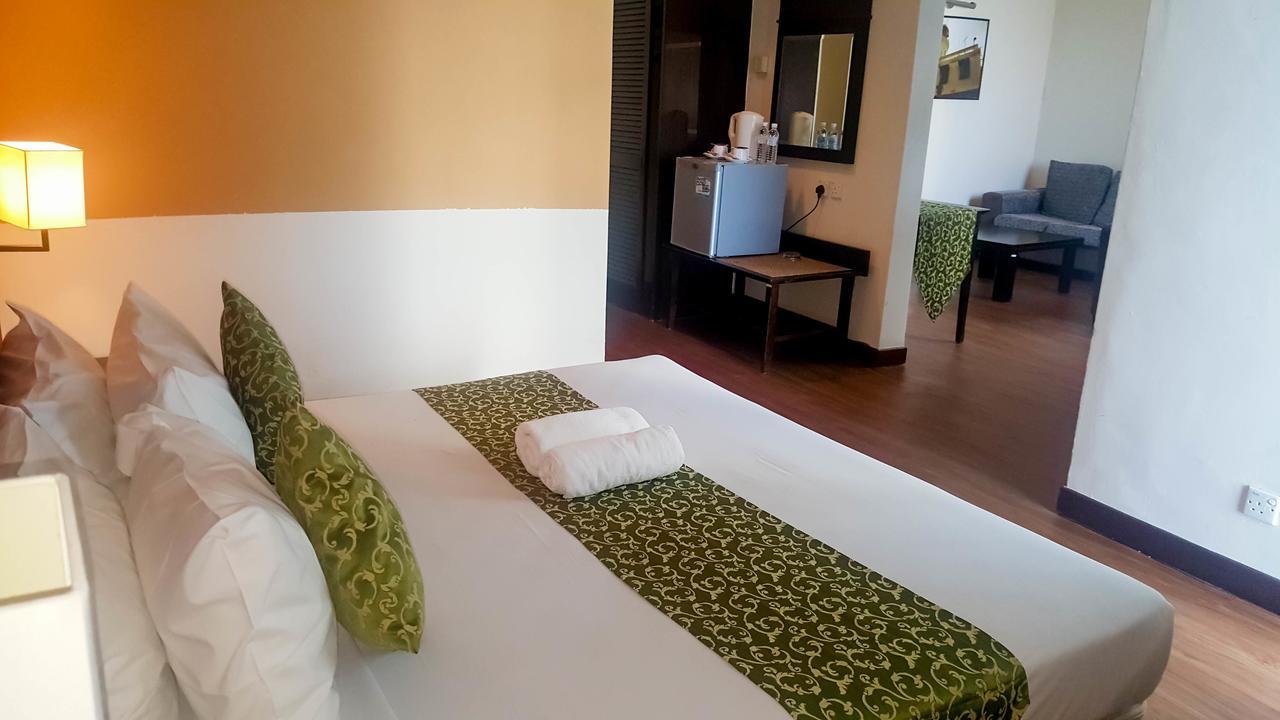 Hotel Legacy Порт-Диксон Экстерьер фото