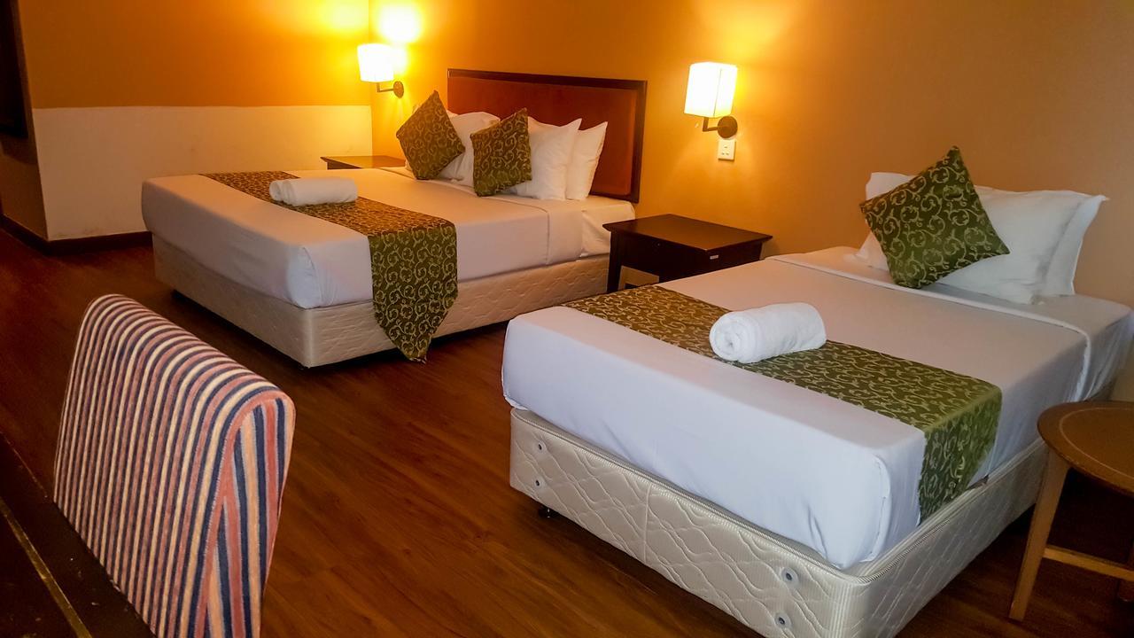 Hotel Legacy Порт-Диксон Экстерьер фото